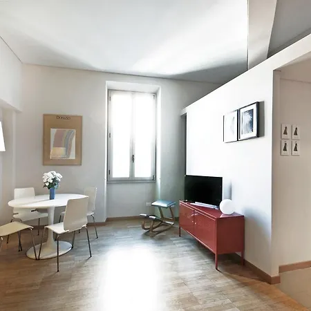 Delightful Bright Apartman *
